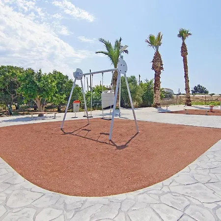 Avian Villa *